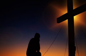 clip-cross1