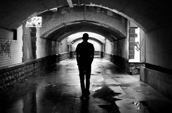 alone-architecture-black-169978crop