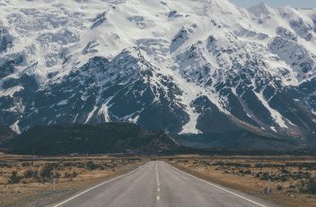 roadway-1082165_1920